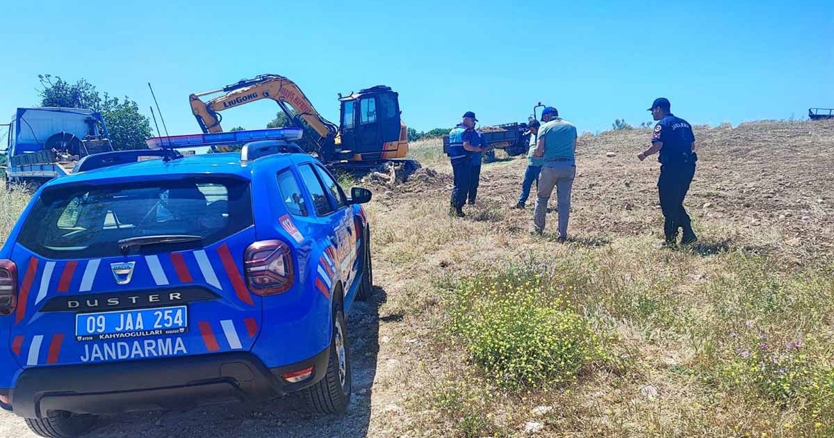 DİDİM'DE KAÇAK KAZI YAPAN 3 ŞAHIS SUÇÜSTÜ YAKALANDI