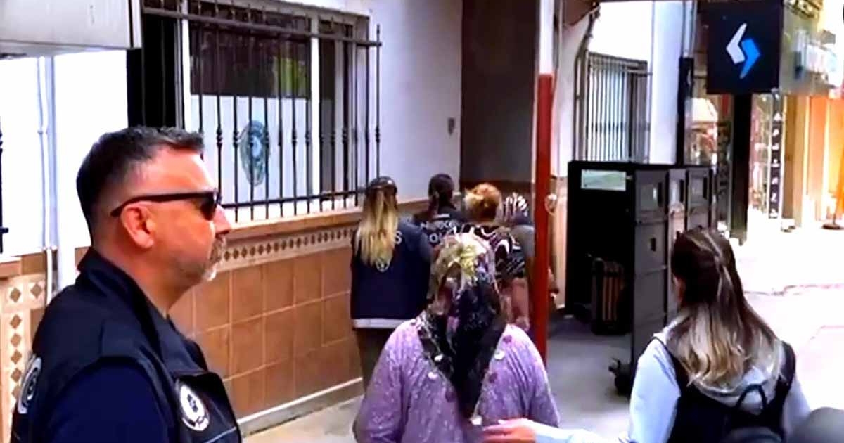 MANİSA'DA ZEHİR TACİRLERİNE DARBE: 8 KİŞİ TUTUKLANDI