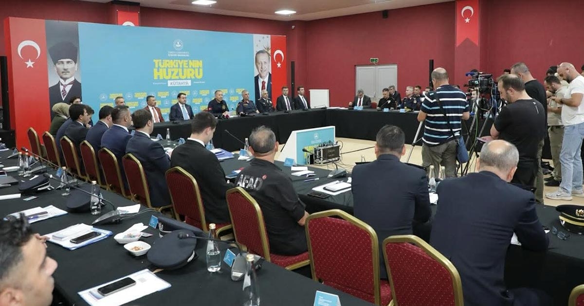 BAKAN YERLİKAYA: 