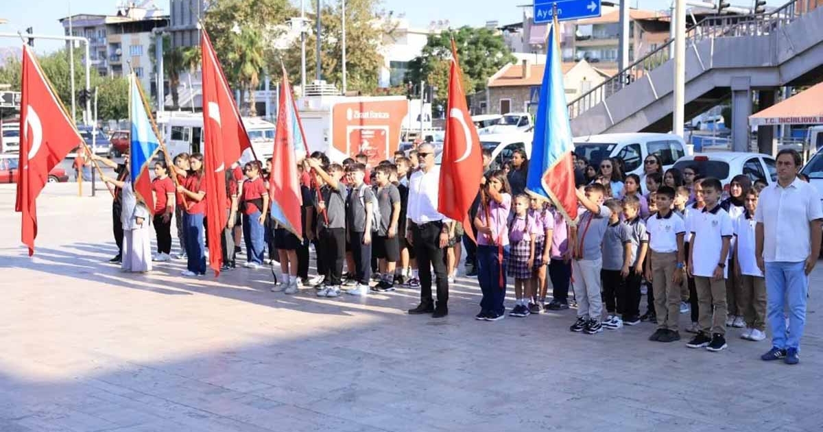 İNCİRLİOVA’DA 11 BİN ÖĞRENCİ DERS BAŞI YAPTI