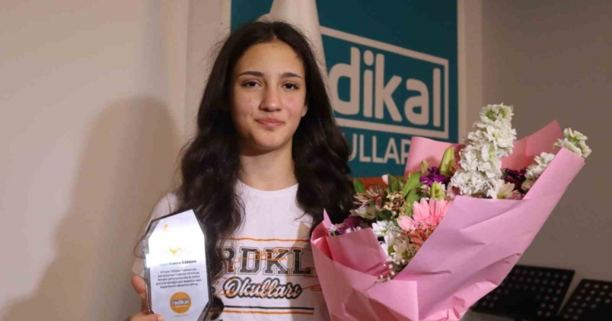 AVRUPA’NIN ZİRVESİ, 15 YAŞINDAKİ ESMİRA’NIN