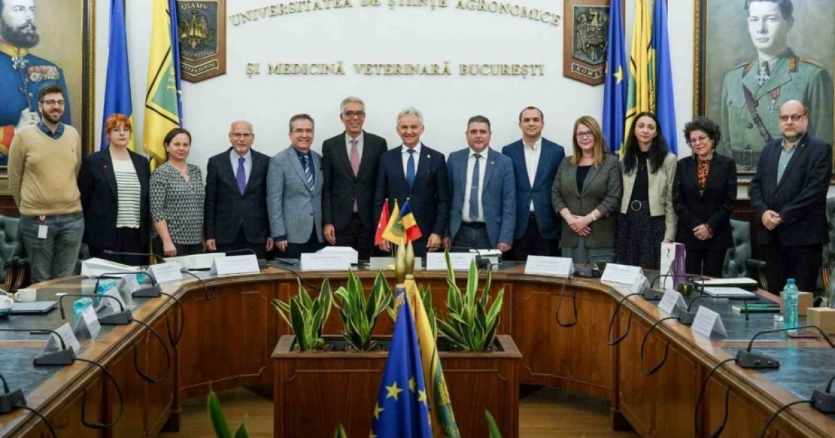 İZMİR’DEN BÜKREŞ’E BİLİM KÖPRÜSÜ