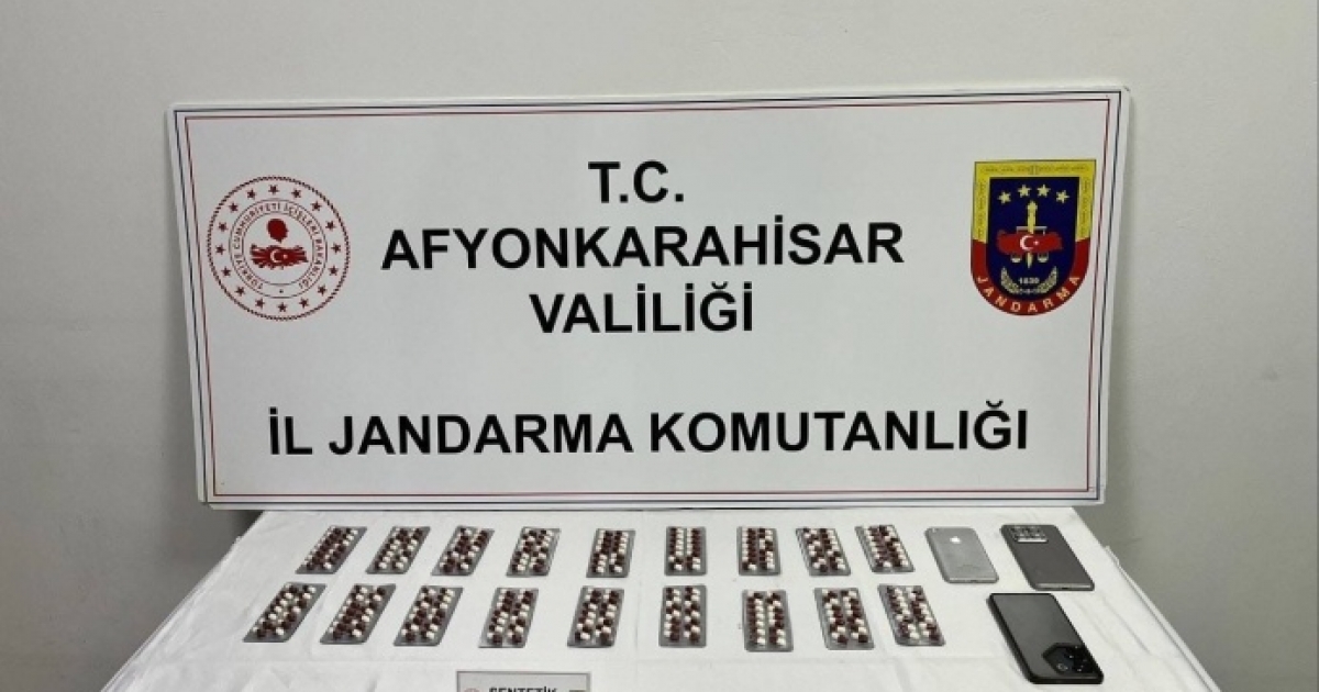 JANDARMADAN UYUŞTURUCU OPERASYONU: 3 GÖZALTI
