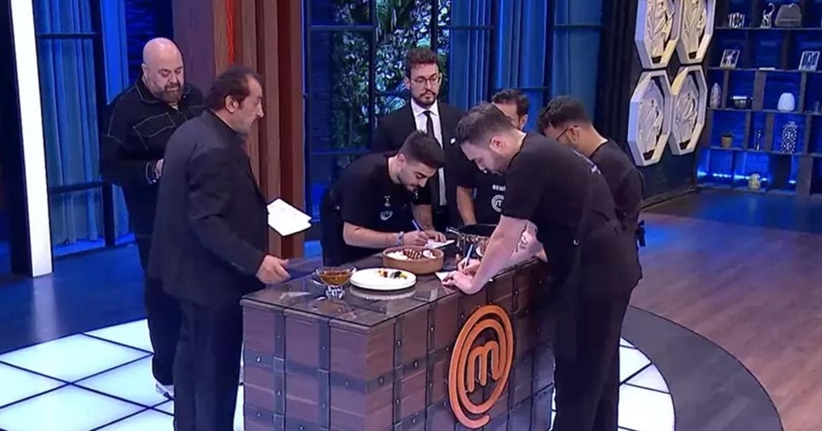 MASTERCHEF'TE ÇİFTE VEDA