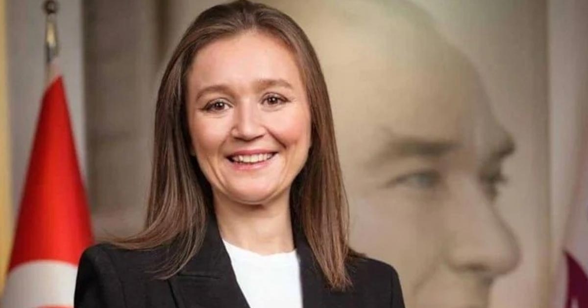 ŞEHZADELER BELEDİYE BAŞKANI GÜLŞAH DURBAY ENTÜBE EDİLDİ