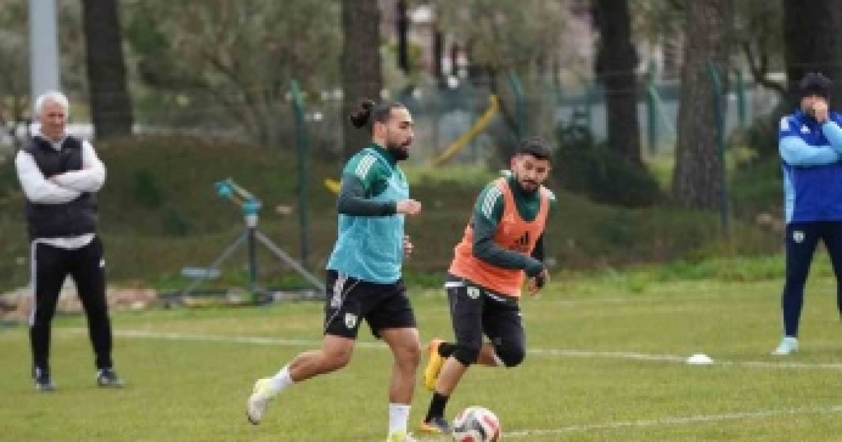 MUĞLASPOR, ŞAMPİYONLUK YOLUNDA ERBAA DEPLASMANINA ÇIKIYOR
