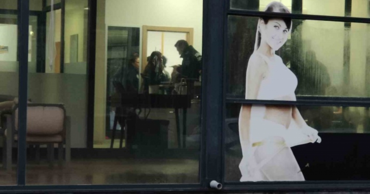 KUŞADASI’NDA ’GÜZELLİK MERKEZİ’ OPERASYONU
