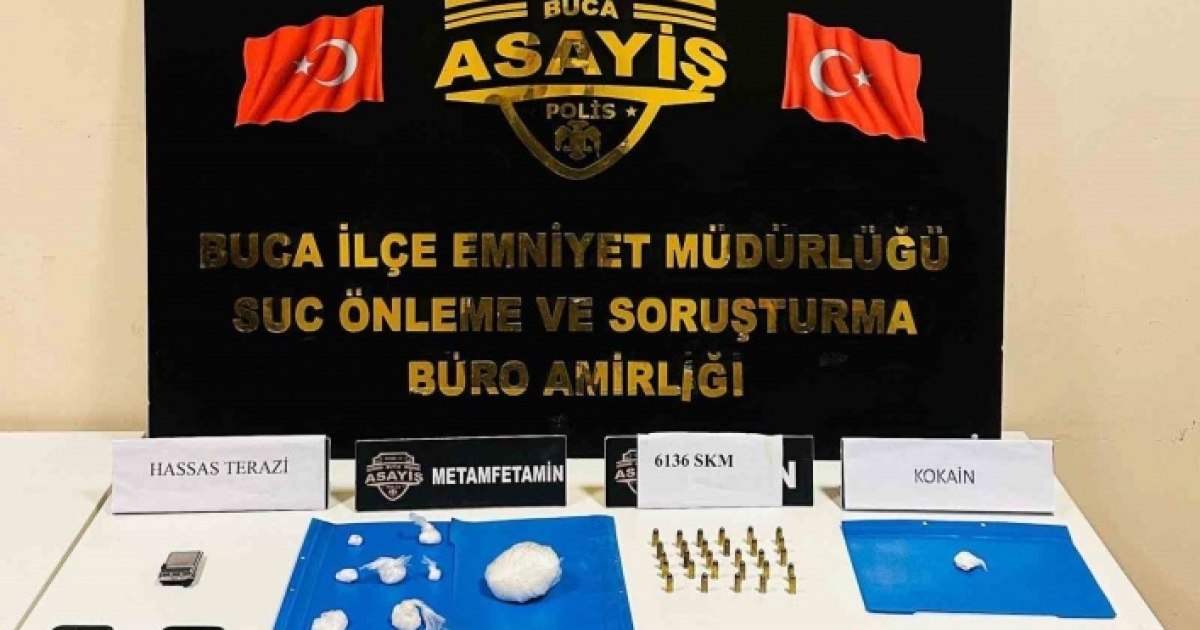 İZMİR’DE UYUŞTURUCU OPERASYONU: 2 GÖZALTI
