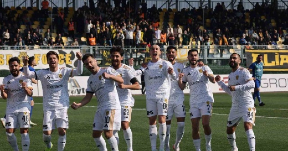 ALİAĞA FK, ZİRVEYE OYNUYOR
