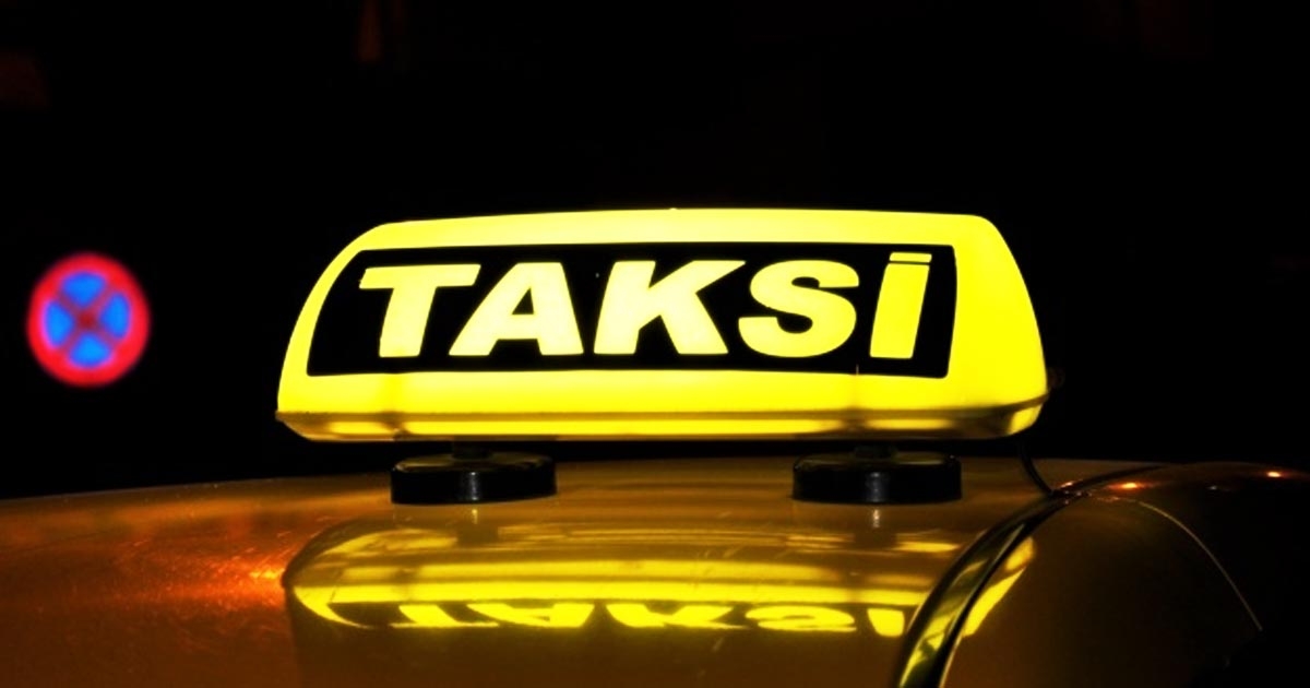 İZMİR’DE TAKSİLERİN İNDİ BİNDİ ÜCRETİ 180 LİRA OLDU