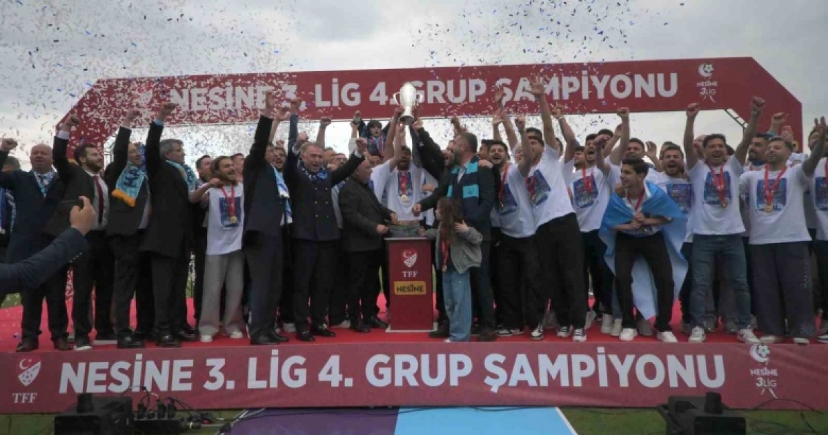 ŞAMPİYON KÜTAHYASPOR, KUPASINA KAVUŞTU