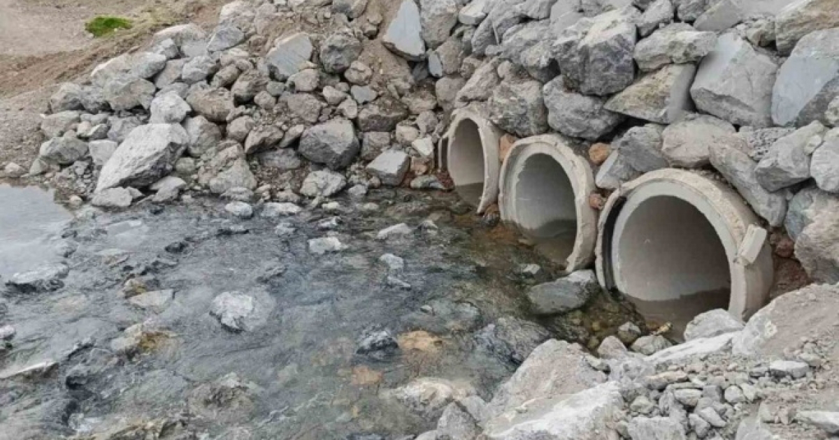 AKDAĞ TABİAT PARKI’NIN ÇÖKEN YOLU TAMİR EDİLDİ
