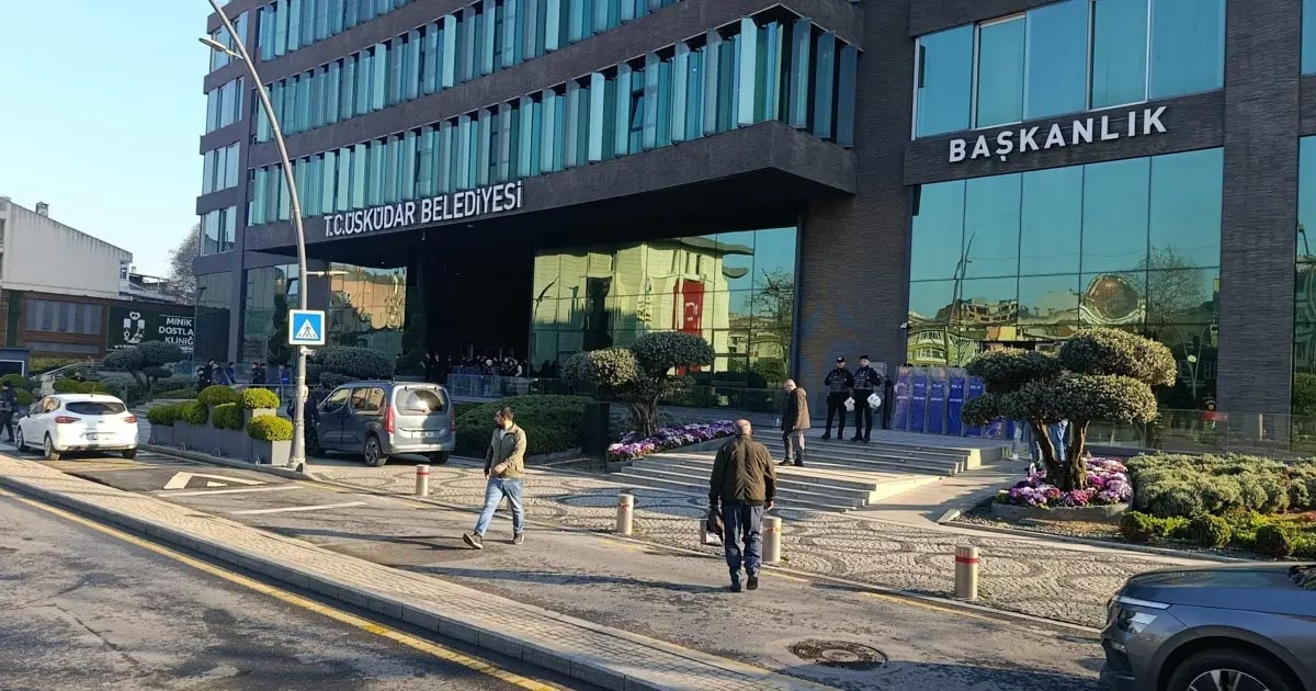 ÜSKÜDAR BELEDİYESİ RÜŞVET OPERASYONUNDA 9 TUTUKLAMA