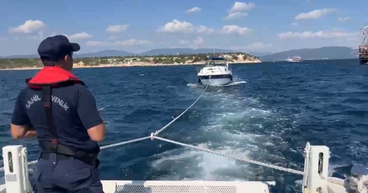 SÜRÜKLENEN TEKNEDEKİ 4 KİŞİ KURTARILDI
