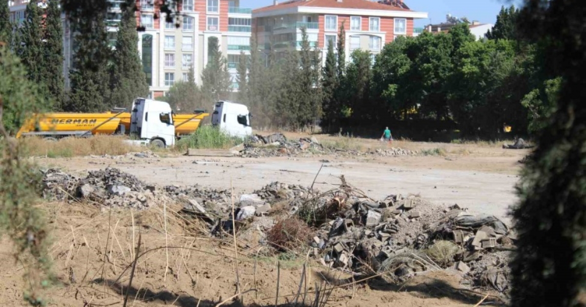 AYDIN’DA YENİ ADALET SARAYI İÇİN İLK KAZMA VURULDU
