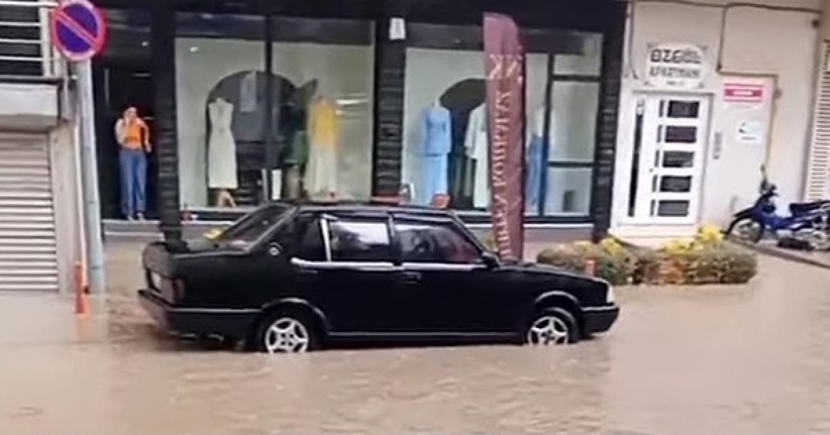 TAVŞANLI’DA SAĞANAK HAYATI OLUMSUZ ETKİLEDİ
