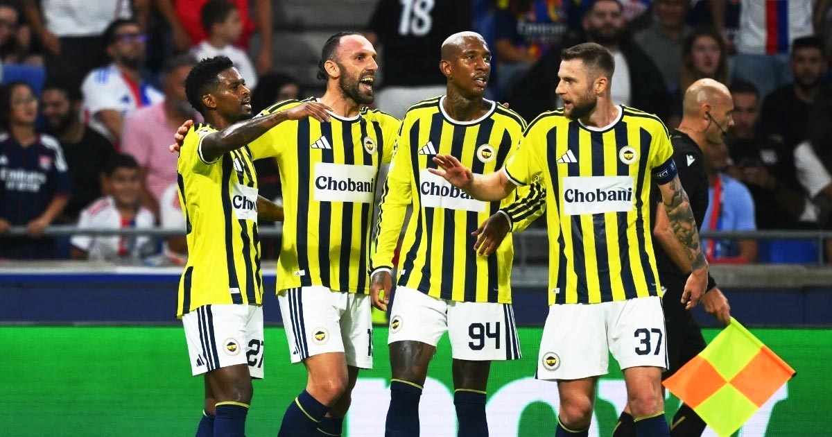 FENERBAHÇE LYON'U ELEDİ