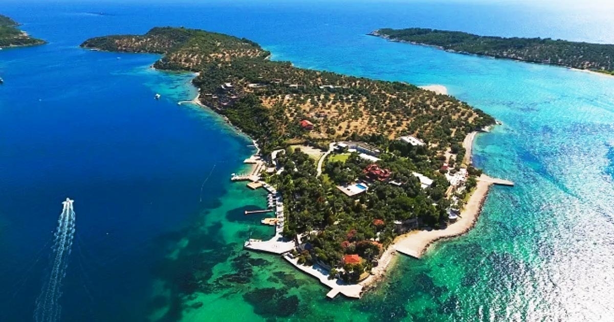 KALEM ADASI TARİKATTAN ÇIKTI