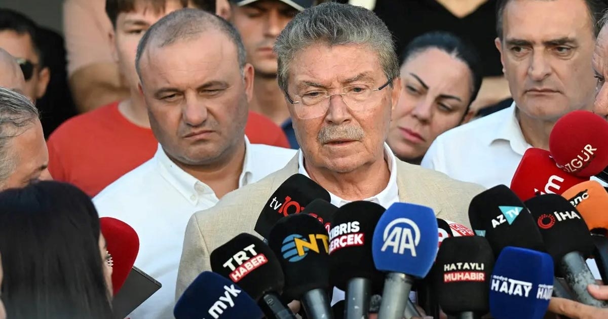 KKTC'DE YDP HÜKÜMETTEN ÇEKİLME KARARI ALDI