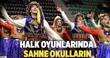Halk Oyunlarında Sahne Okulların
