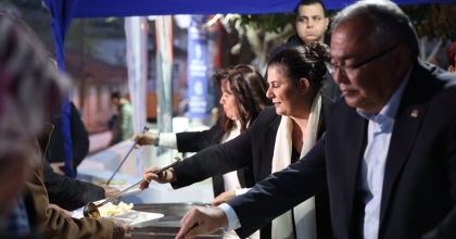 Aydın Büyükşehir Belediyesi iftar sofralarında vatandaşlarla buluşuyor   
