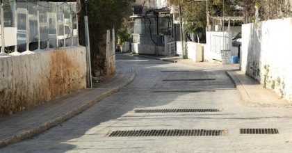 Her yağmurda sel olan sokak onarıldı