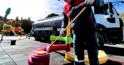 Menteşe'de parklarda bahar temizliği başladı