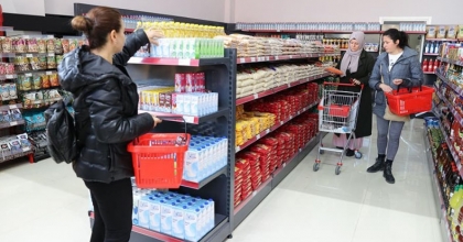 Halk Market Bucalıya can suyu oldu