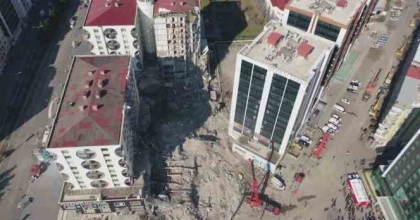 Depremde yıkılan Galeria Sitesi'nin müteahhidi Sedat Eser yakalandı   