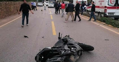 1 KİŞİNİN ÖLDÜĞÜ KAZA ANI GÜVENLİK KAMERASINDA