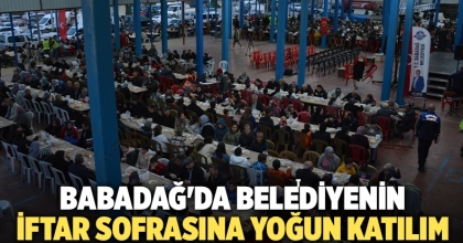 Babadağ'da belediyenin iftar sofrasına yoğun katılım