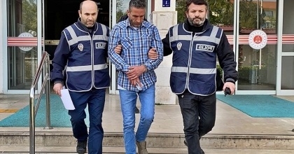 Arkadaşını defalarca bıçaklayarak öldüren şahıs tutuklandı