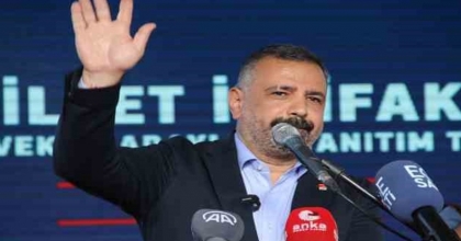 CHP, İzmir'de Milletvekili Adaylarını Tanıttı