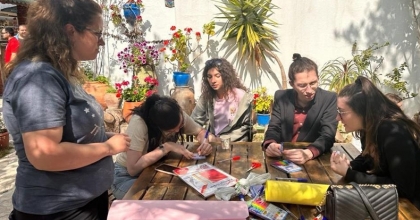 Avrupalı öğrenciler, Kuşadası’nda iklim değişikliğine dikkat çekti  