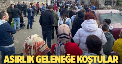 Çörek derme geleneğine binlerce çocuğu buluşturdu 