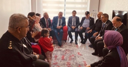 Denizli Protokolünden Bayram Arefesinde Şehitlik Ziyareti