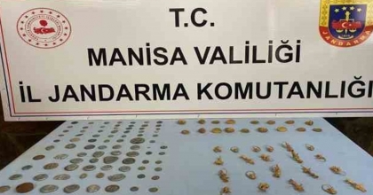 Kula'da Tarihi Eser Operasyonu: Onlarca Sikke Ve Yüzük Ele Geçirildi