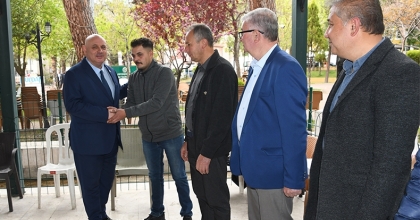 Buldan Protokolü Vatandaşla Bayramlaştı