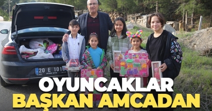 Oyuncaklar başkan amcadan 