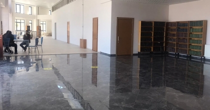 Serinhisar MYO’ya Kütüphane Desteği