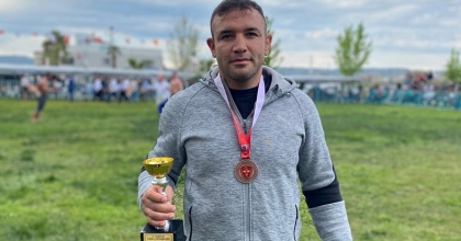 PAMUKKALE BELEDİYESPOR YAĞLI GÜREŞ SEZONUNA MADALYA İLE BAŞLADI