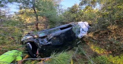 Takla Atan Otomobilden Yaralı Kurtuldu