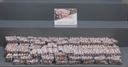 İzmir'de 57 uyuşturucu operasyonunda 57 tutuklama