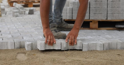 2 YILDA 500 BİN METREKARE KİLİT PARKE