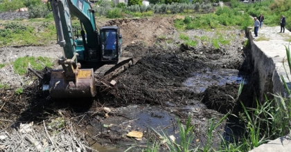 TARİHİ TAŞ KÖPRÜ TEMİZLENİYOR