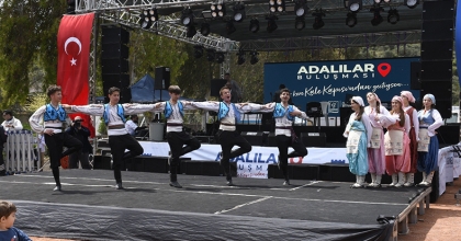 KUŞADALILAR 'ADALILAR BULUŞMASI'NDA BİR ARAYA GELDİ     