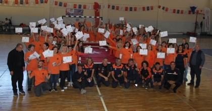 MAHALLİ AFET GÖNÜLLÜLERİ TÖRENLE SERTİFİKALARINI ALDI 