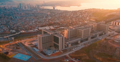 SAĞLIK BAKANI KOCA: İZMİR ŞEHİR HASTANESİNE HASTA KABULÜ İÇİN GÜN SAYIYORUZ