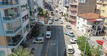 İKİÇEŞMELİK CADDESİ YENİLENDİ