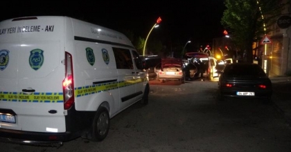 İKİ AİLE KAVGASINDA ORTALIK SAVAŞ ALANINA DÖNDÜ